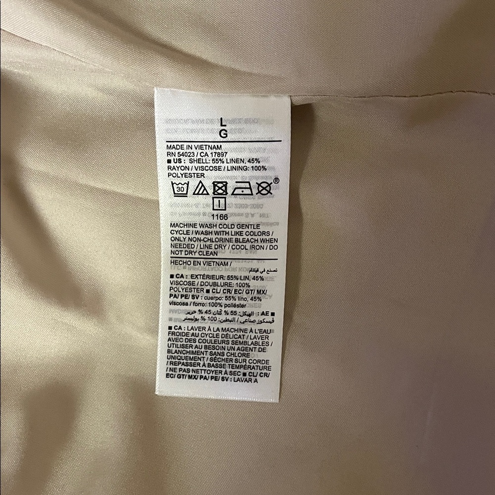 Elegant Cream Double-Breasted Women's Blazer - Picture 6 of 6